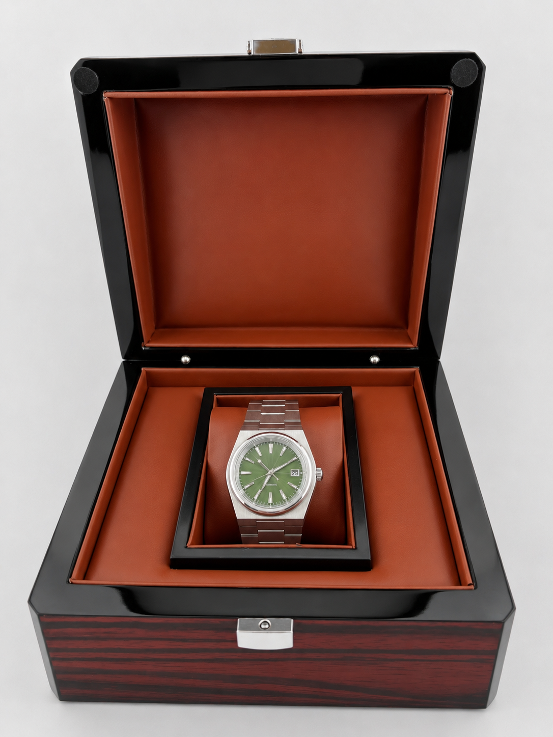 Atelier Verde premium green dial automatic box — 40mm stainless steel wrist shot — PAWL Studio