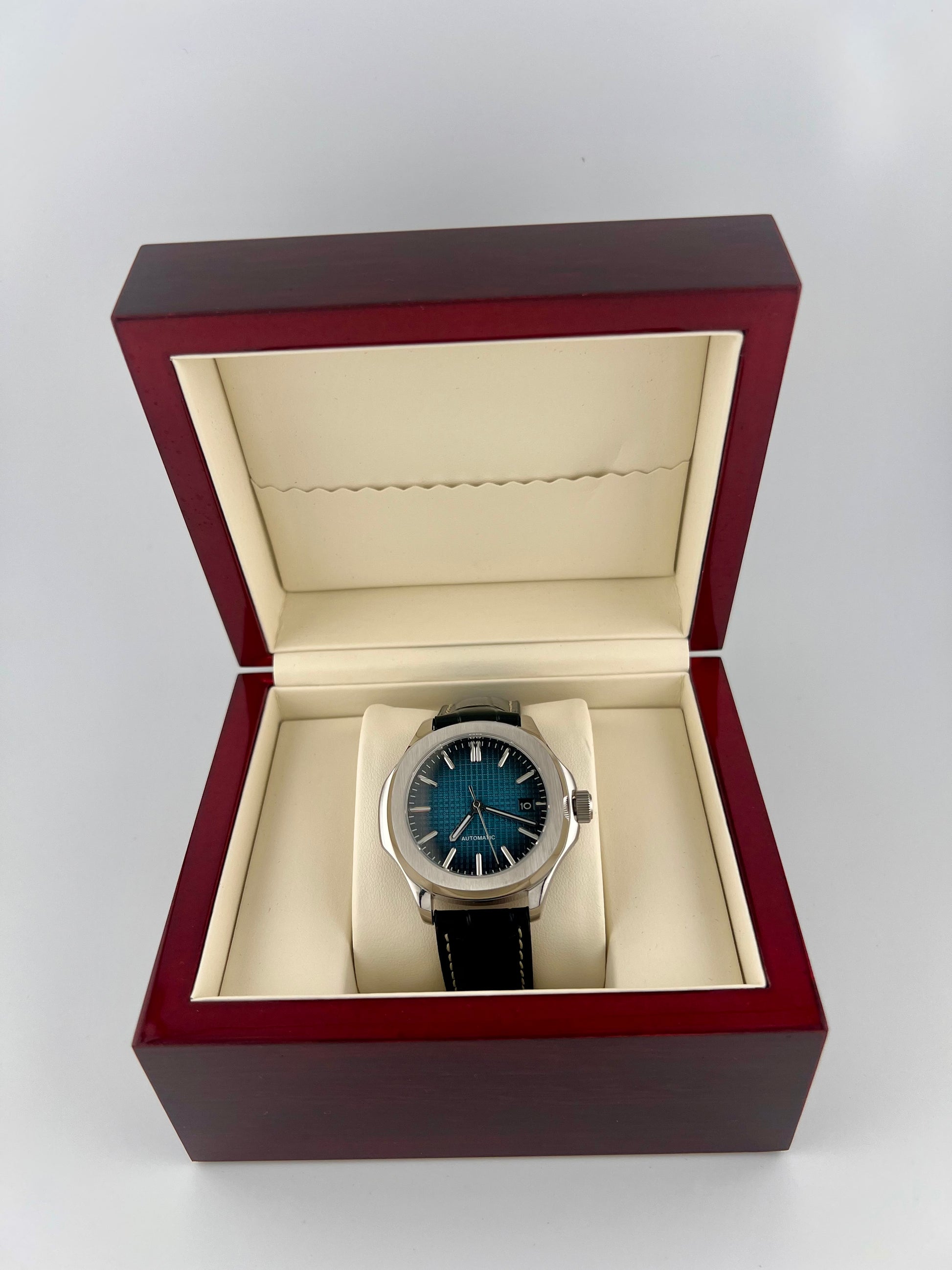 Series A Peacock limited edition colour dial watch Box Shot— PAWL Studio