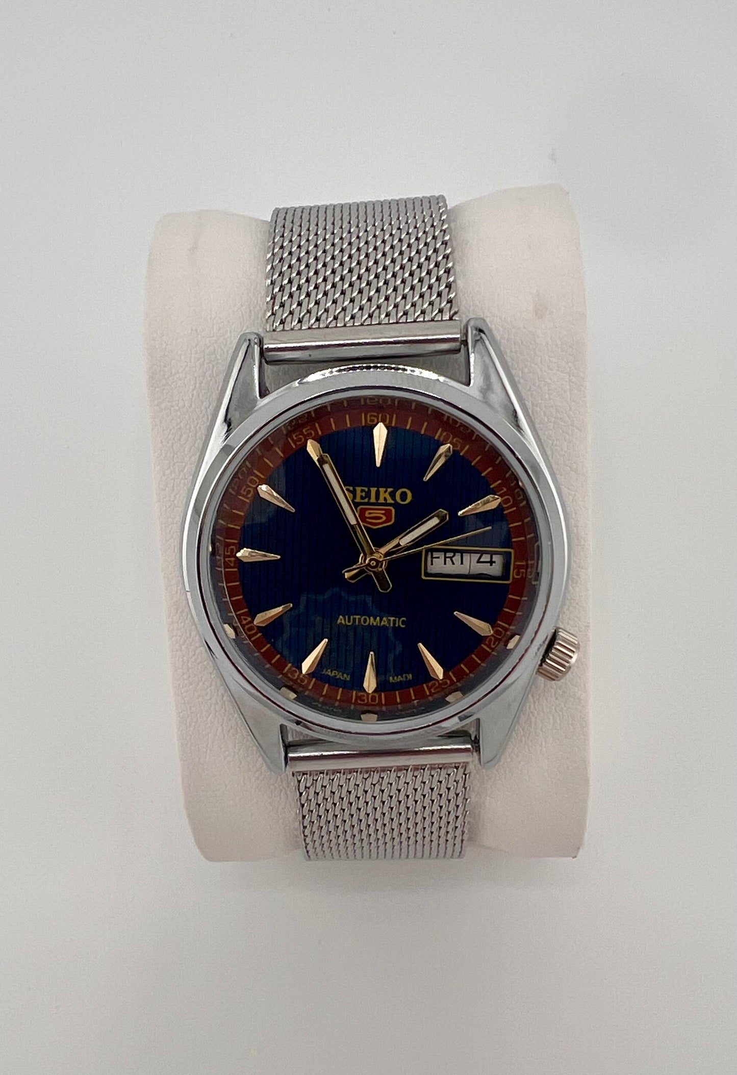 Vintage Seiko blue highlight dial watch — life shot — PAWL Studio
